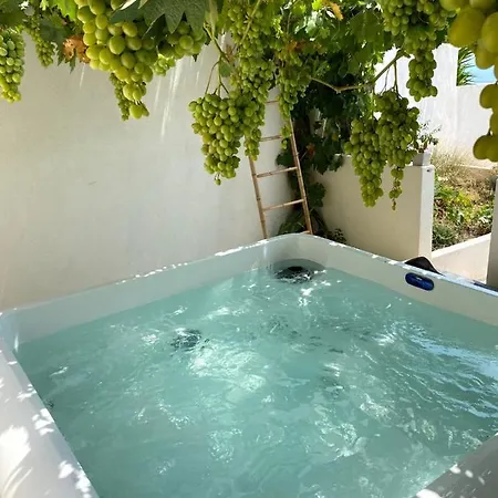 Les Suites Love 3 Spa Vue Mer Piscine Marseille Exterior photo